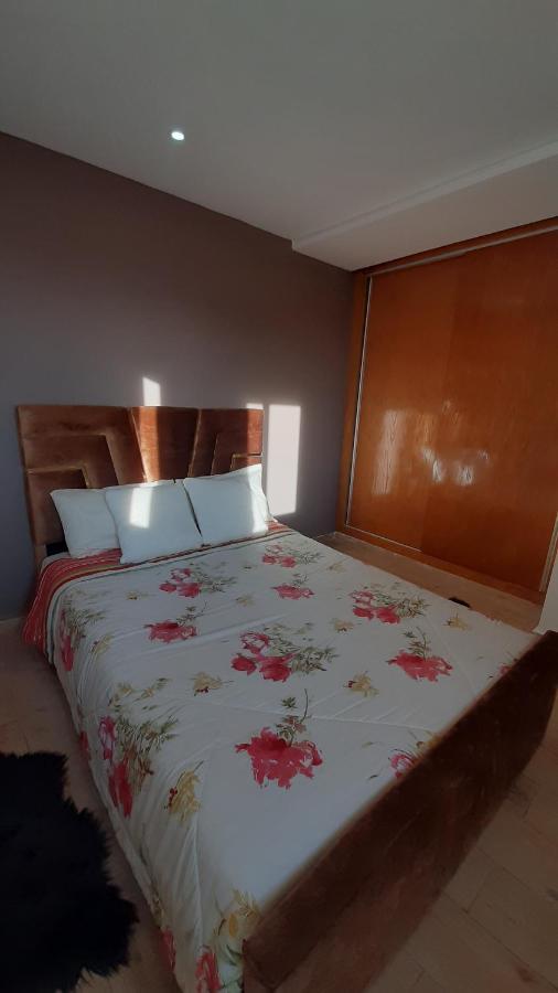 Superbe Appartement En Plein Centre Ville Kenitra Exterior foto