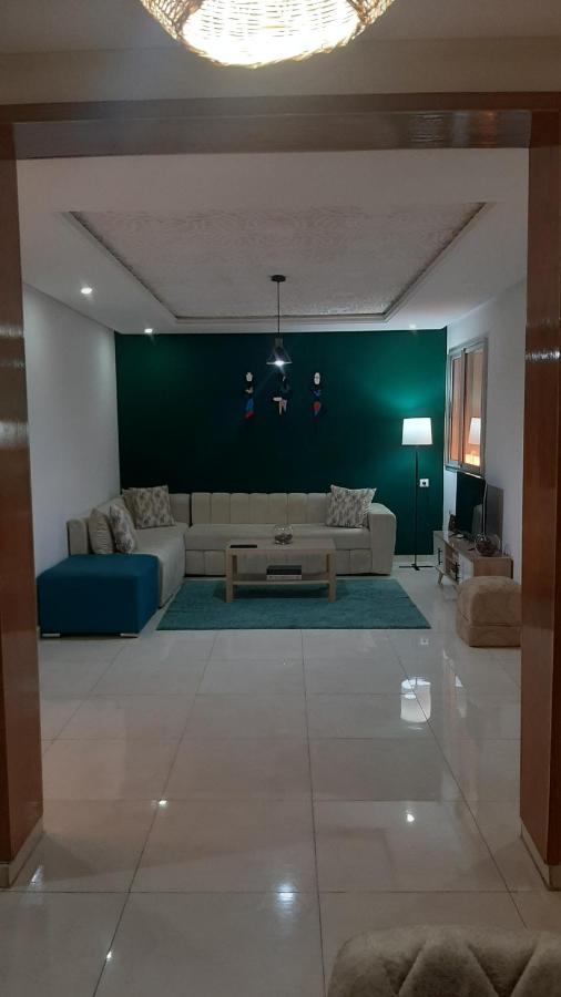 Superbe Appartement En Plein Centre Ville Kenitra Exterior foto